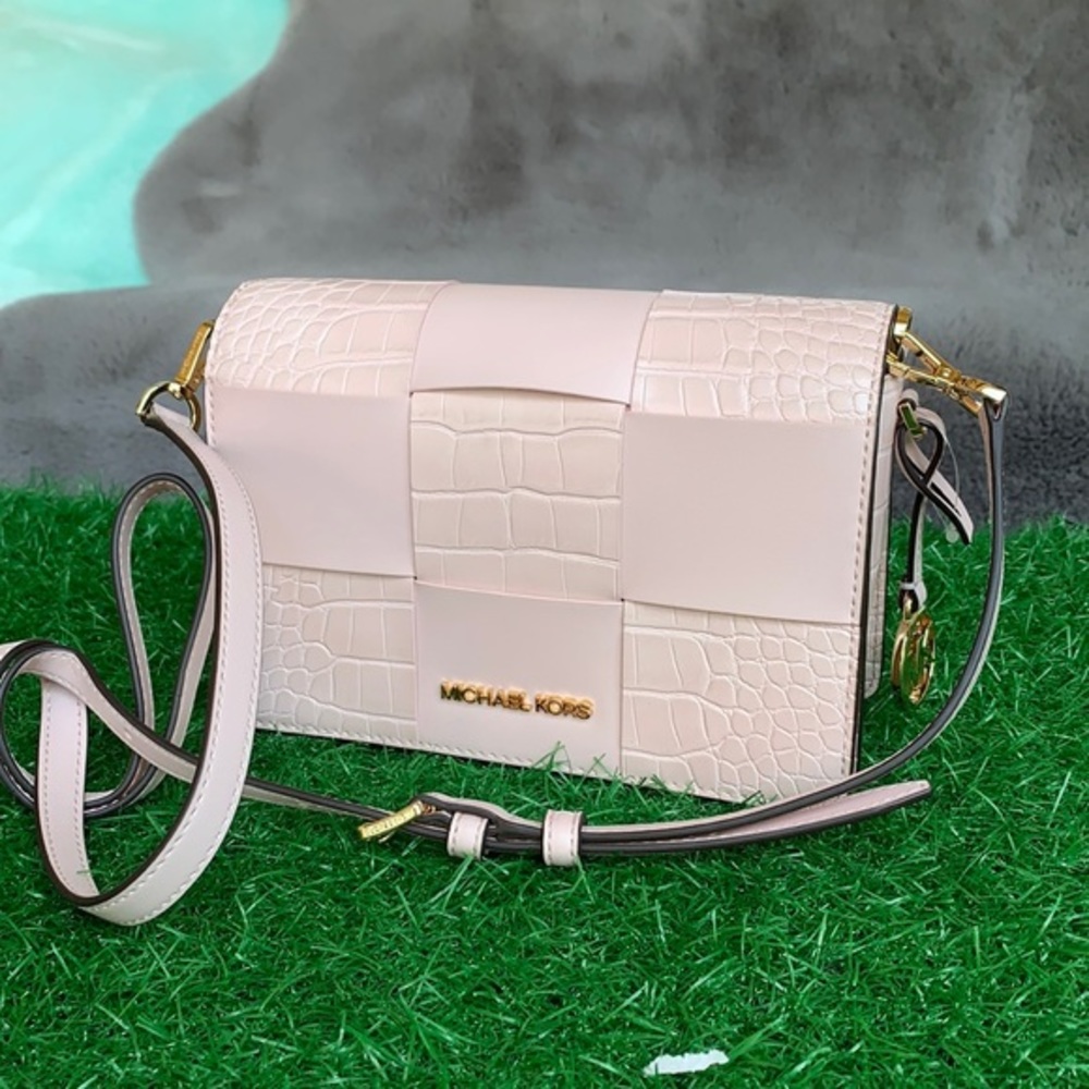 MICHAEL KORS MERCER SM CLUTCH XBODY POWDER BLUSH